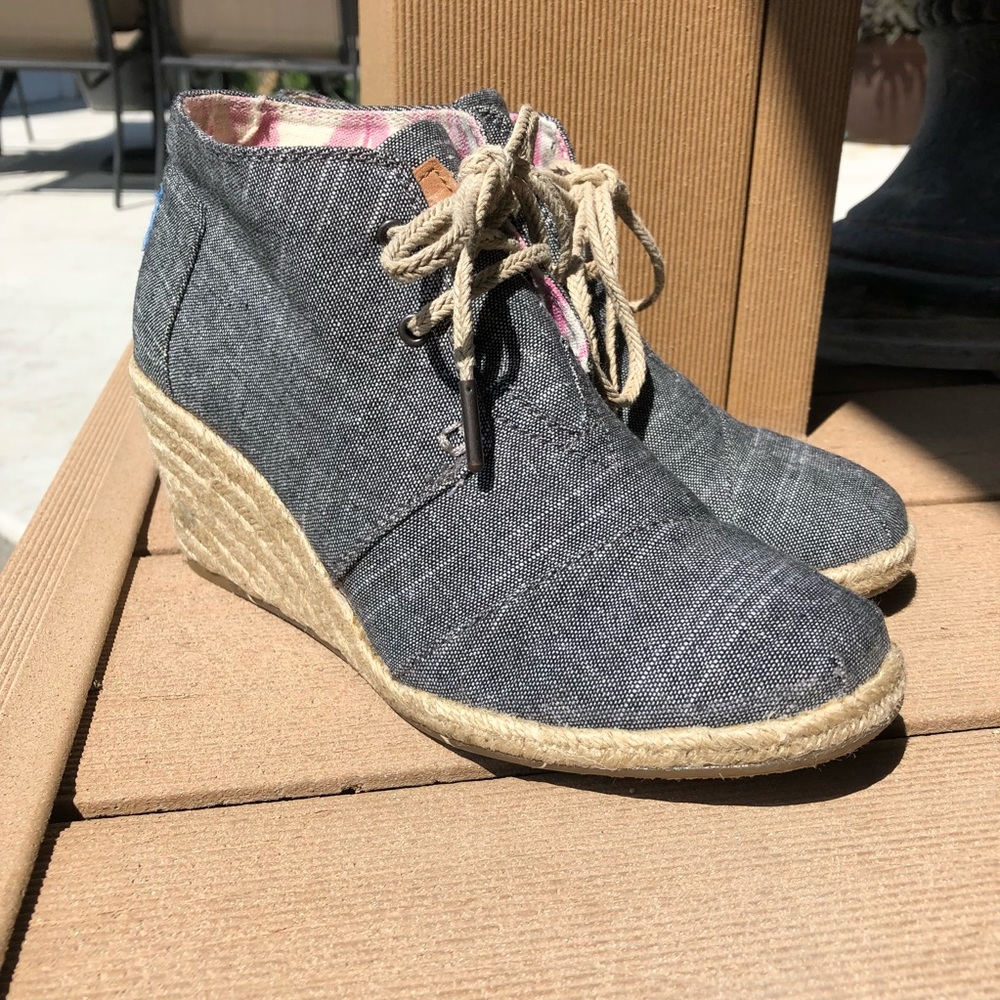 Toms Desert Wedge Textured Linen Bootie